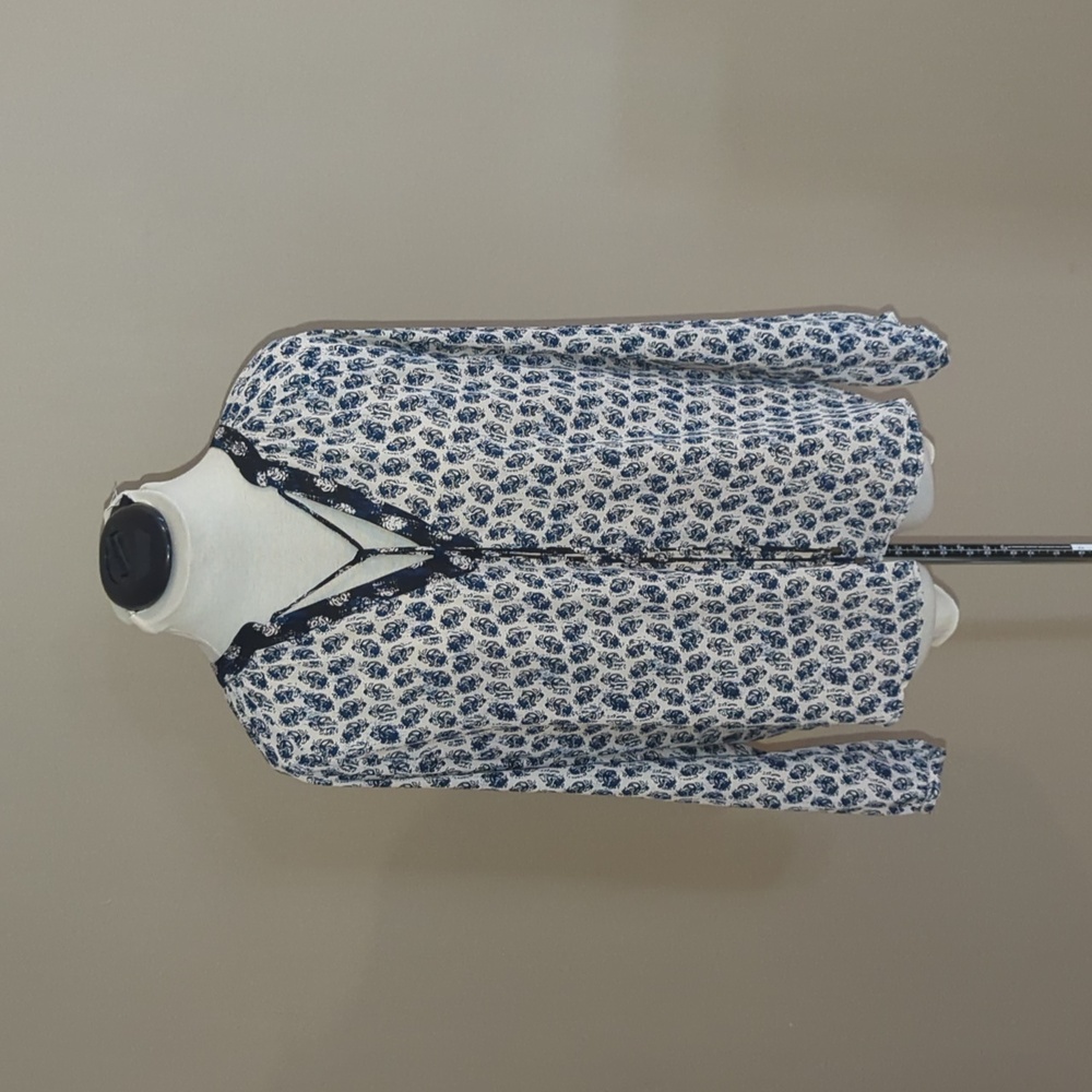 Blue and white print blouse by Wayf, size M